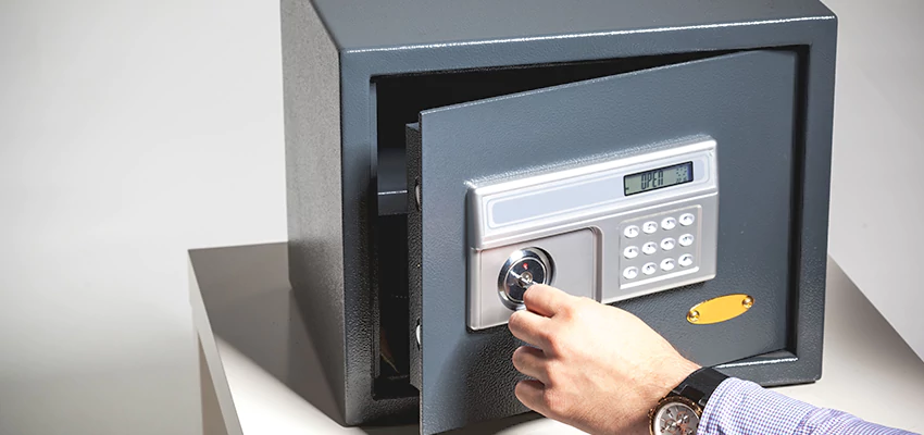 Jewelry Safe Unlocking Service in New York City, New York