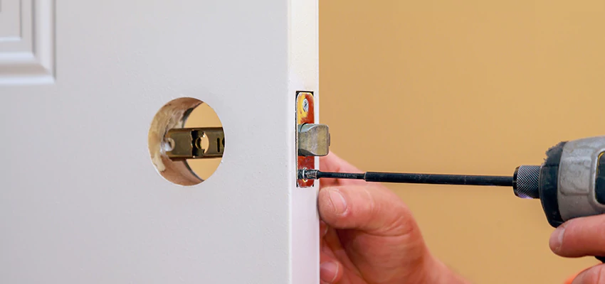 Stuck Door Knobs Repair in New York City, NY