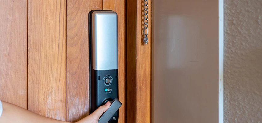 Home Security Electronic Locks Upgrades in New York City, NY